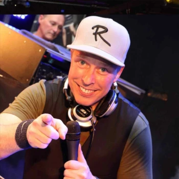 DJ Ronnie