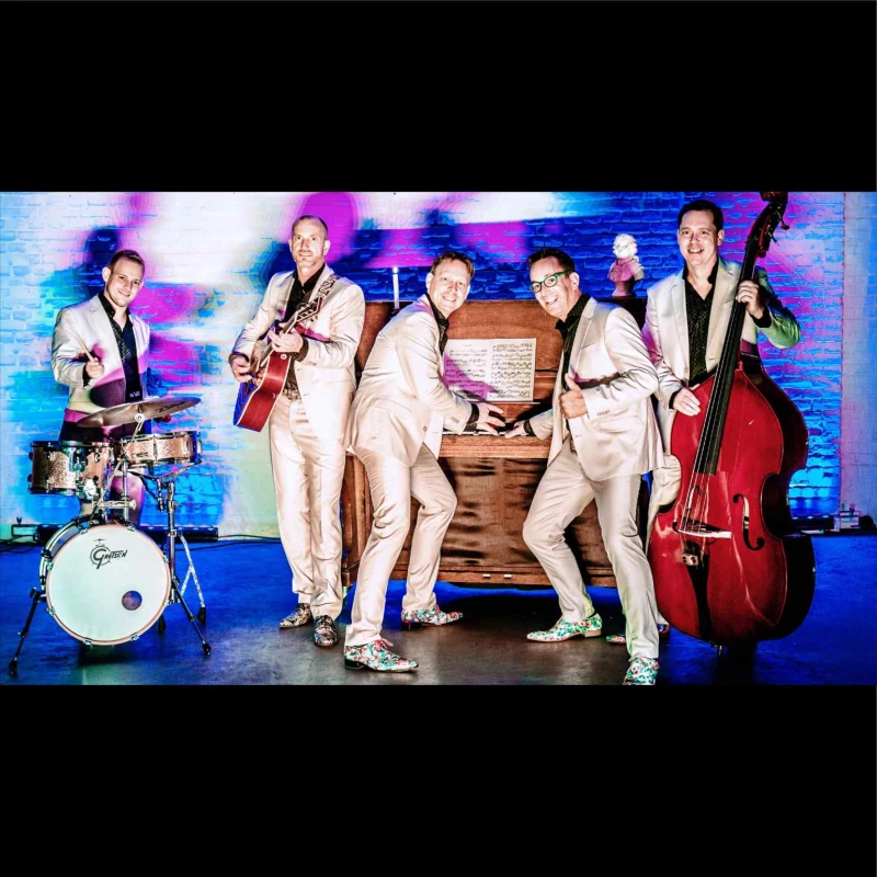 Millennium Showband boeken