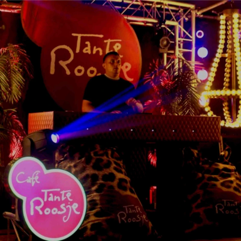 Tante Roosje komt naar je toe boeken