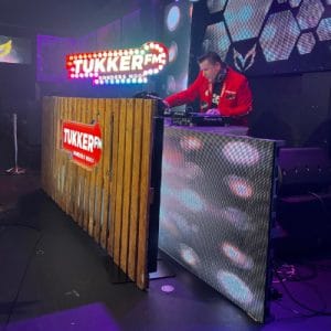 Tukker Fm On Toer Boeken