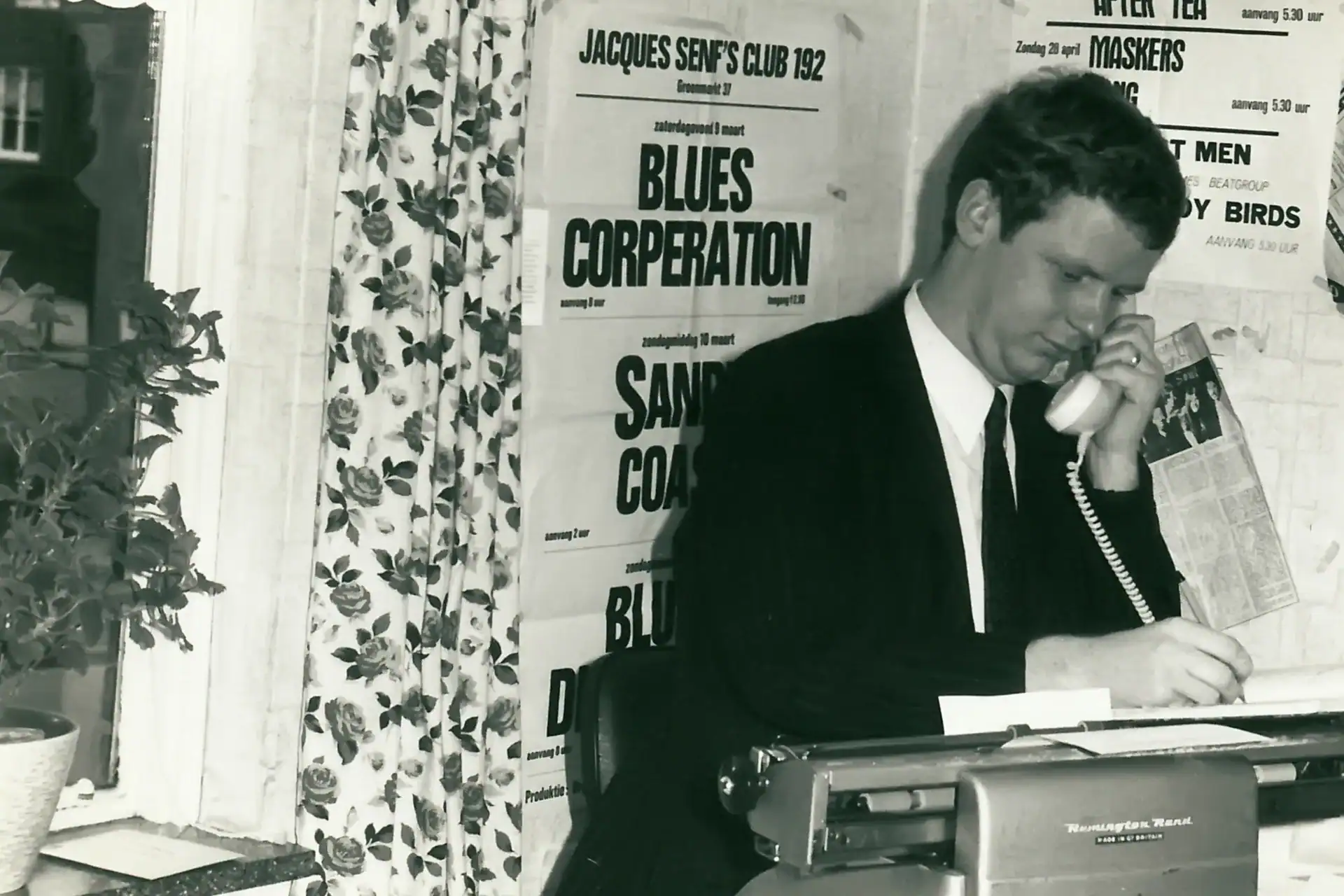 1963